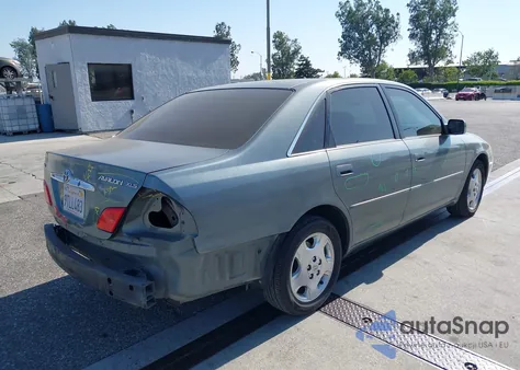 2004 Toyota Avalon Xls z USA, uszkodzony, nr VIN 4T1BF28B54U388698